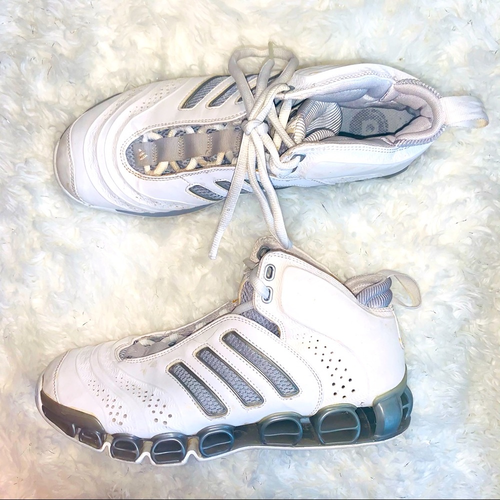 Adidas Men’s White/Silver Basketball Shoes